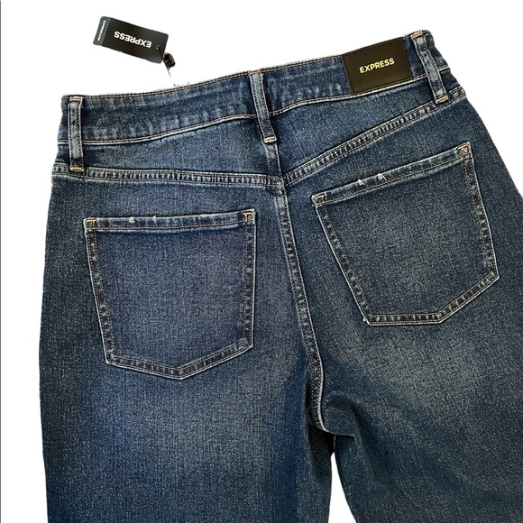 Express NWT Mid-Rise Boyfriend jeans sz 4 - Picture 4 of 5